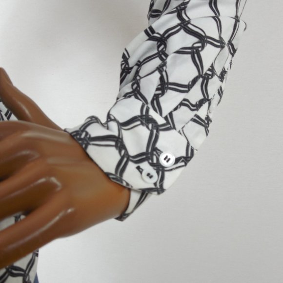 TALBOTS Top M/10 Button Down Blouse Black/White Print Stretch Shirt Casual - Picture 4 of 10